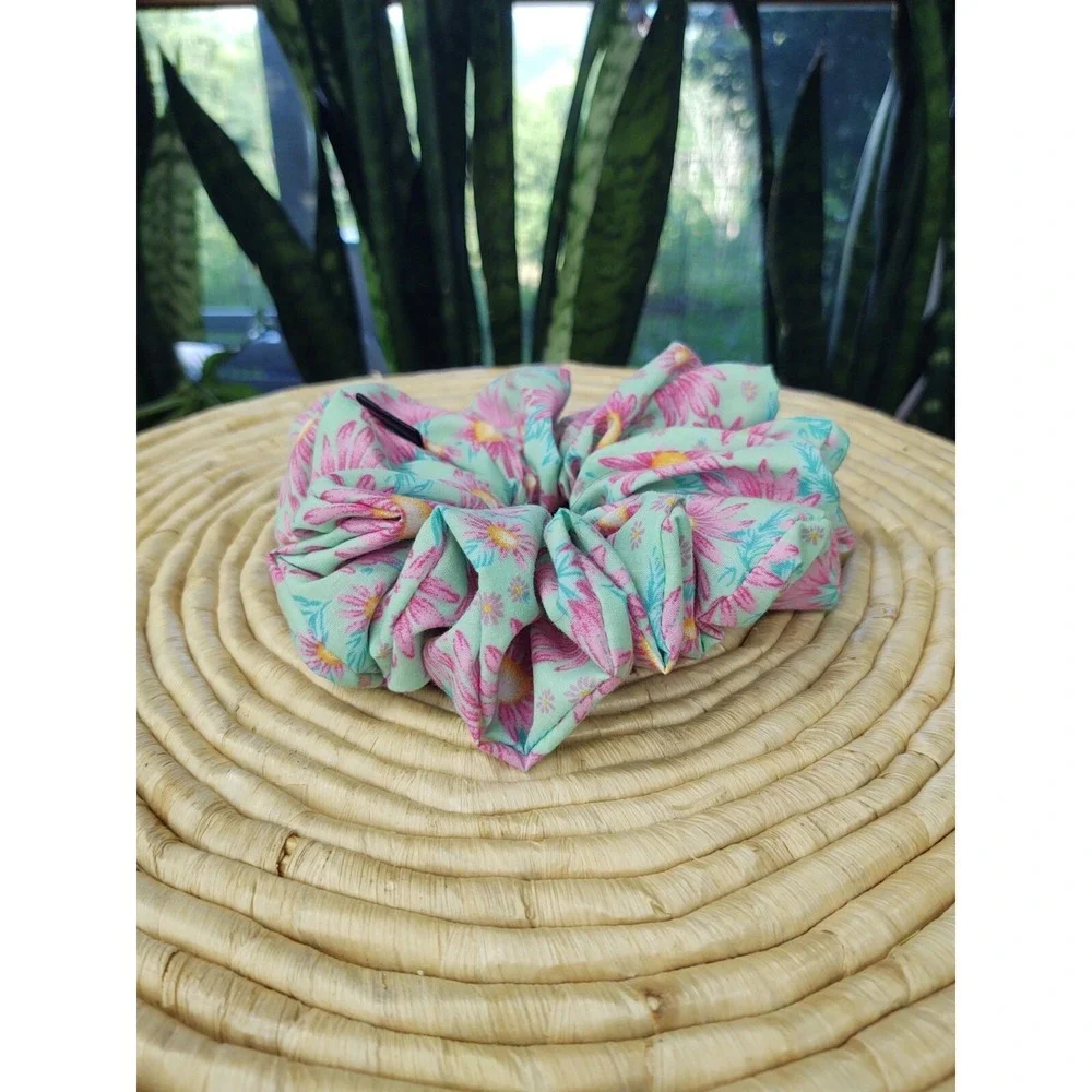 Mint Green Aster Floral Polyester Cotton Blend XXL‎ Scrunchie 7